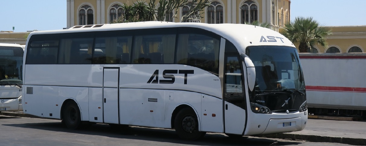 Festività natalizie, la Regione Siciliana mette a disposizione dei bus low cost per contrastare il “caro voli”