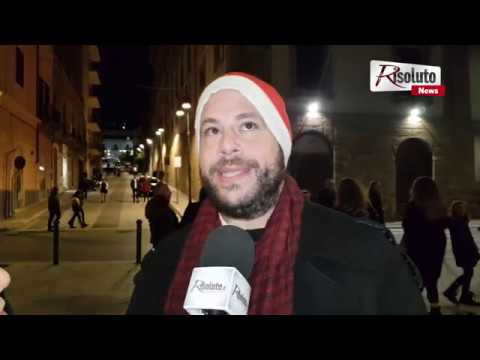Arrivano anche i canti sotto l'albero di Natale di Sciacca grazie ad un flashmob dimostrativo dei cittadini (Interviste)