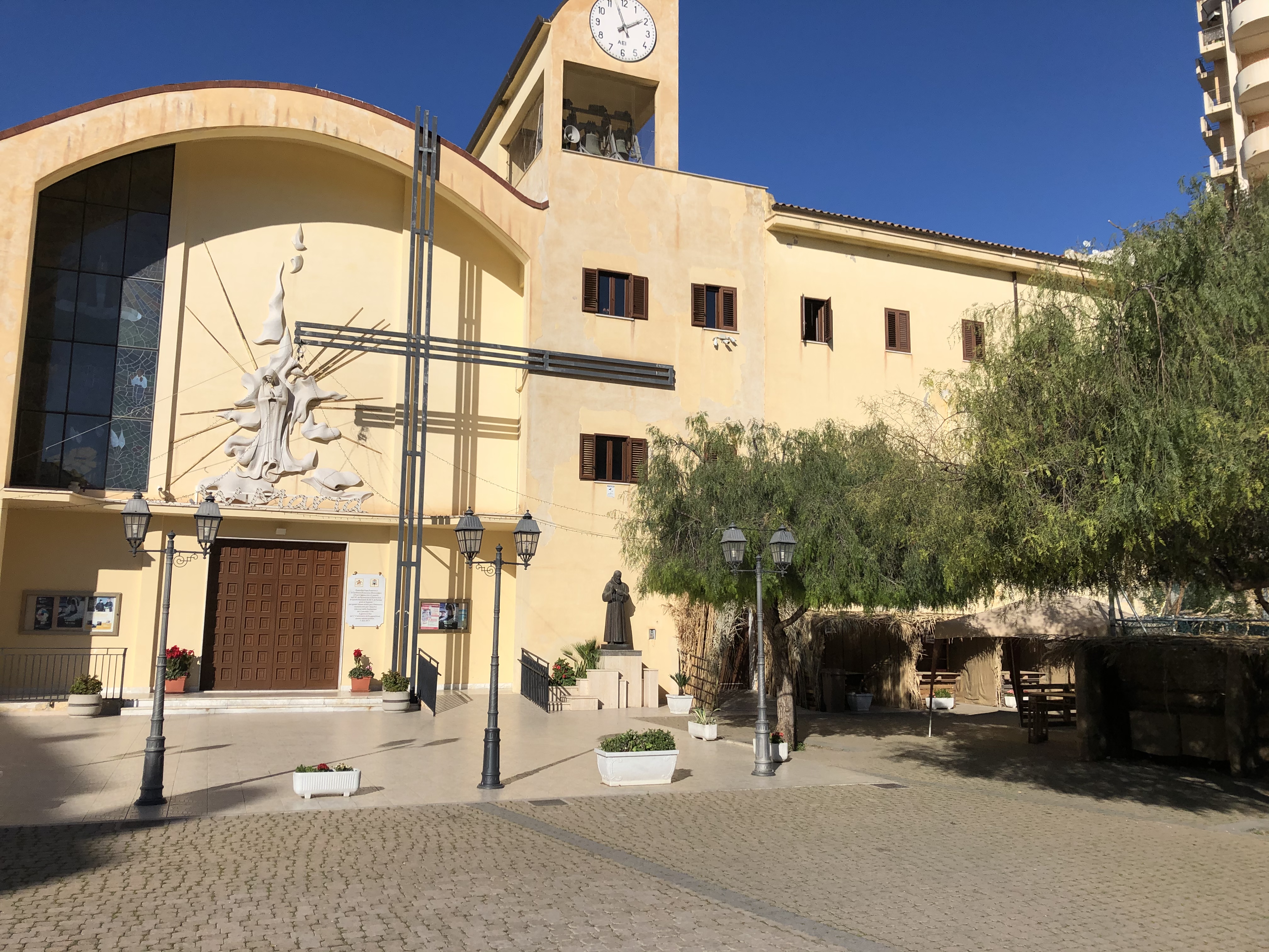 Stasera alla chiesa dei Cappuccini di Sciacca arrivano i Re Magi a cavallo
