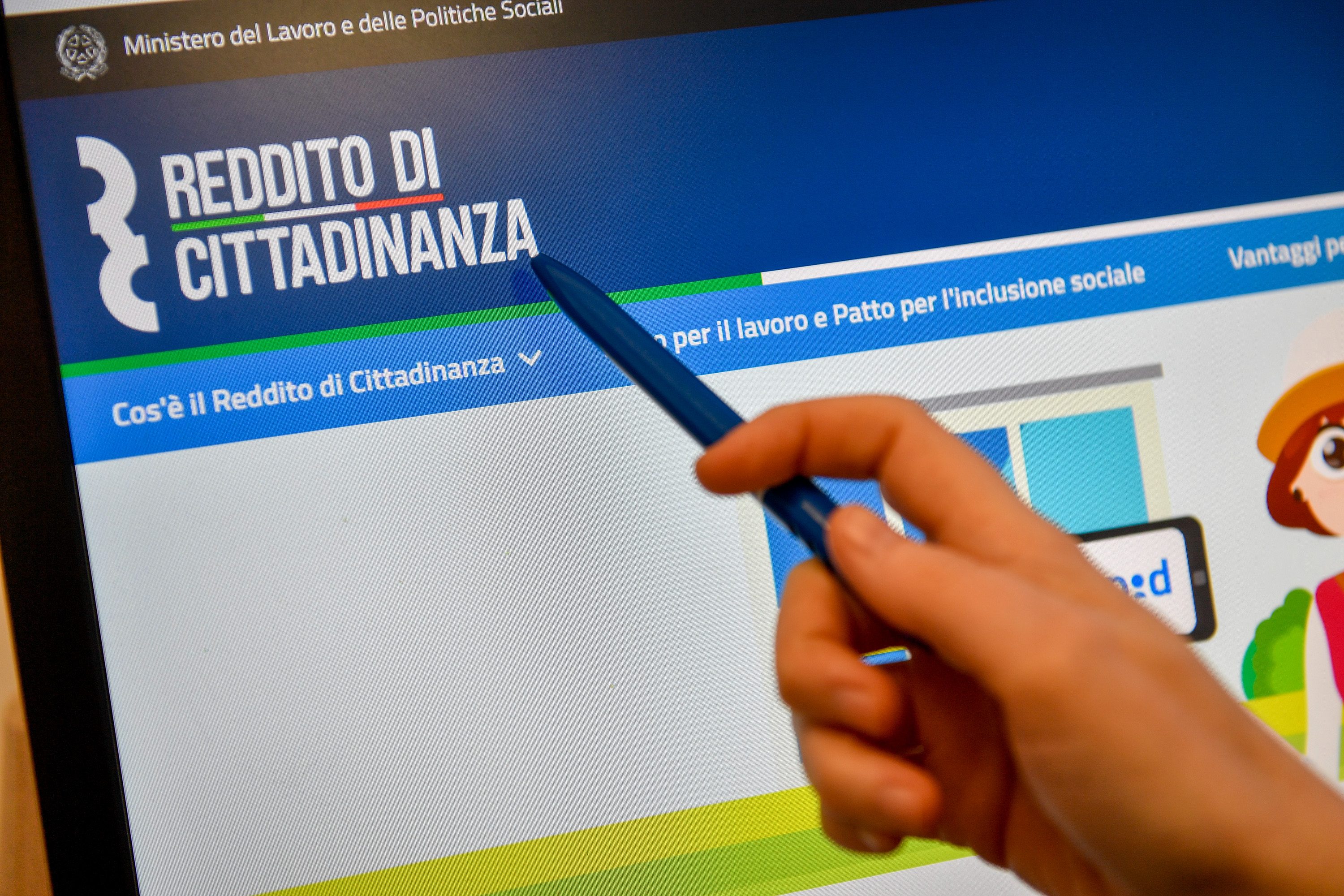 Fase 2 del reddito di cittadinanza, adesso i beneficiari ai lavori socialmente utili