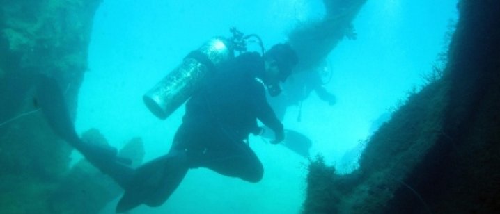 Chili di hashish ritrovati sulle spiagge di San Leone e Selinunte, forse un collegamento con i cadaveri di due sub rinvenuti nei pressi di Cefalù