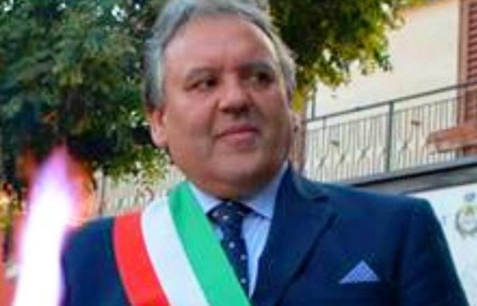 Torna in liberta' l'ex sindaco di San Biagio Platani accusato di concorso esterno in associazione mafiosa, non potra' risiedere in provincia di Agrigento
