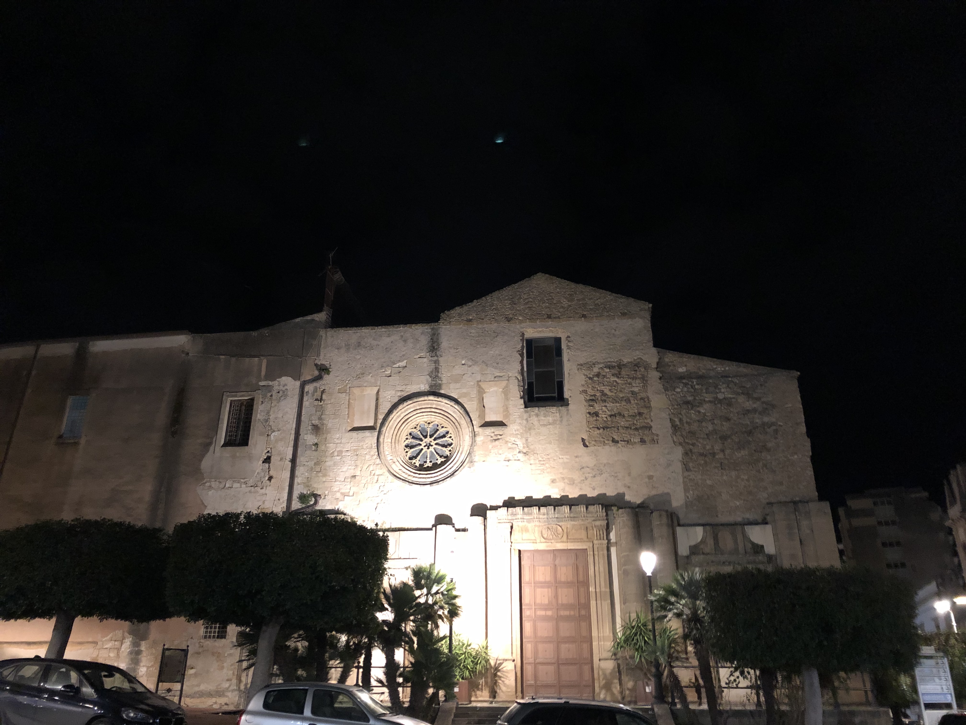 Tra pochi giorni la cupola della chiesa del Carmine a Sciacca tornerà ad essere illuminata