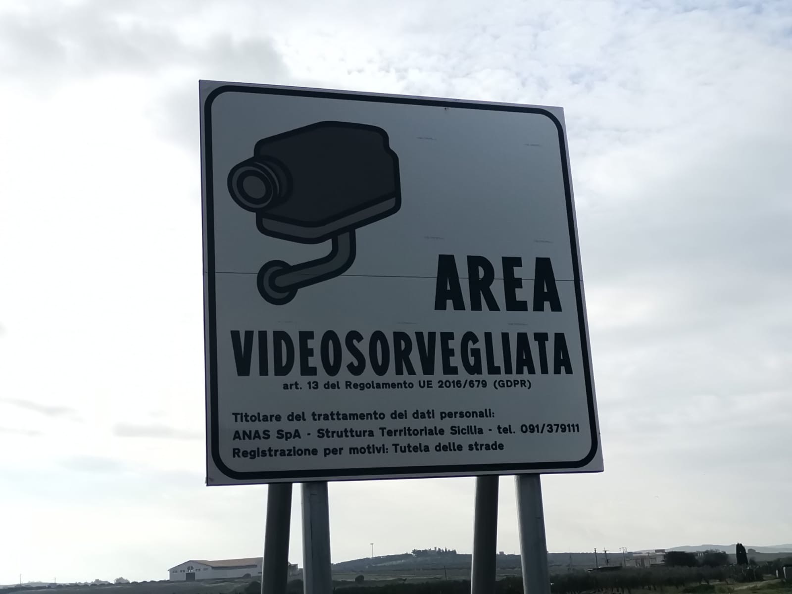 Basta con le piazzole di sosta piene di rifiuti, Anas colloca telecamere anche sulla Palermo-Mazara del Vallo