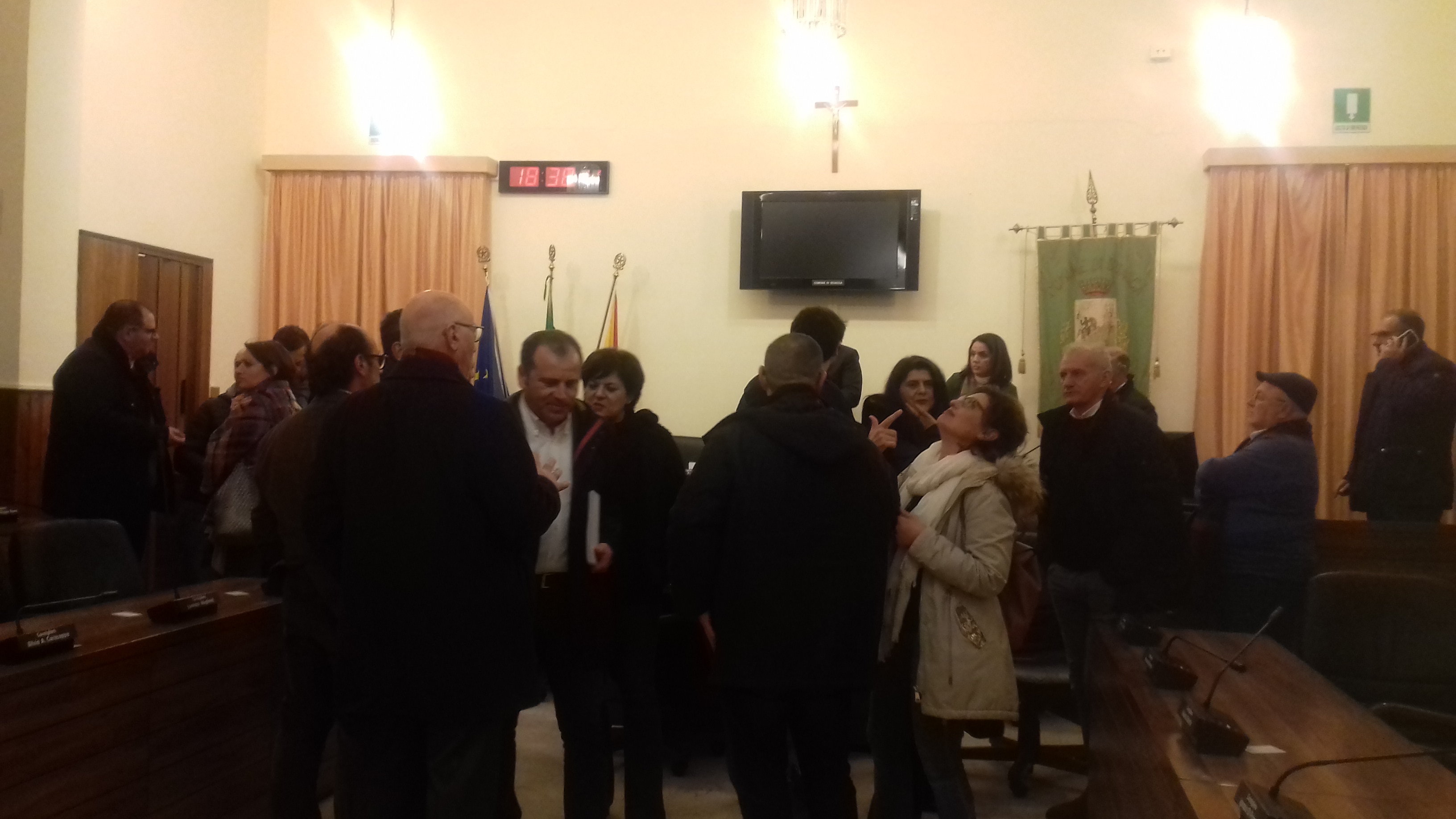 Mozione di sfiducia decaduta, tutto da rifare anche per un parere ministeriale.