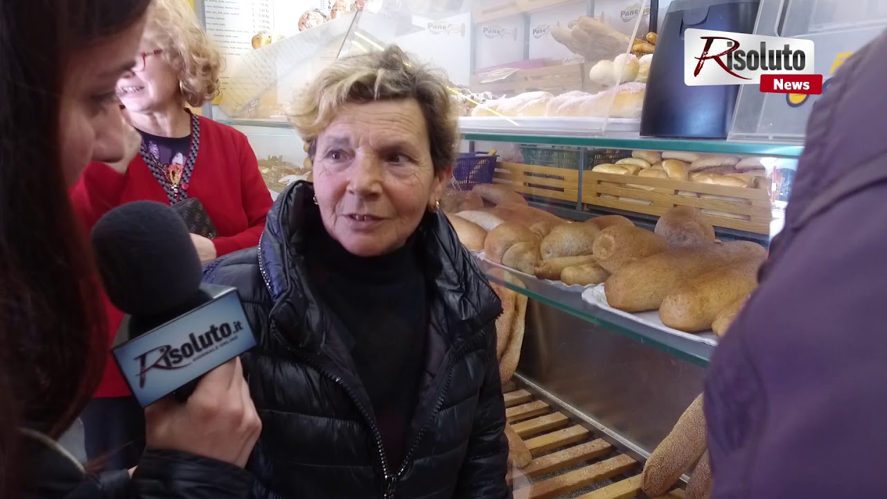 L'aumento del costo del pane non convince i saccensi e c'è chi vuole tornare a prepararlo in casa (interviste)