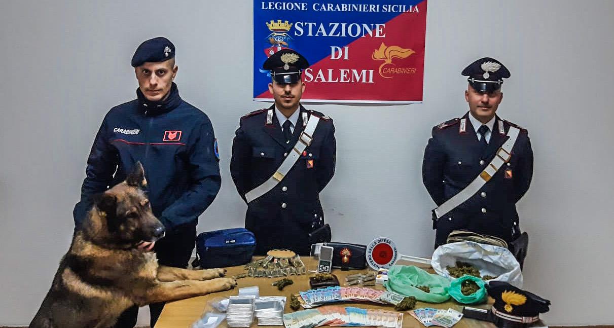 Un arresto per droga, l'indagato percepiva anche il reddito di cittadinanza