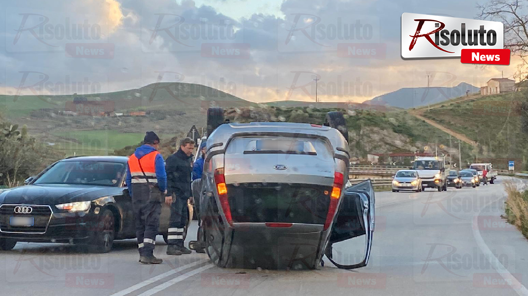 Incidente sulla Fondovalle al bivio per Roccamena, illesa una donna
