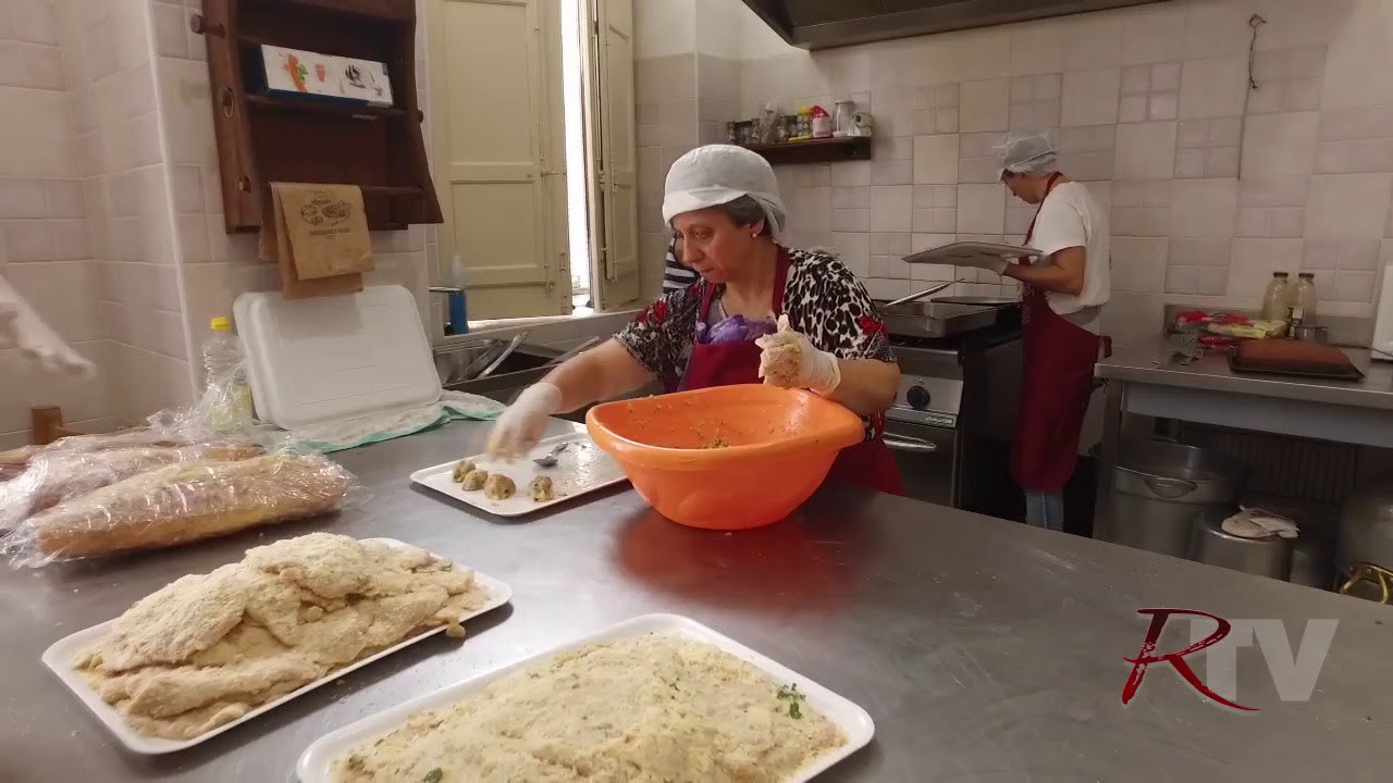 La Mensa della Solidarietà di Sciacca non chiude con l'emergenza, ma pasti caldi distribuiti a casa