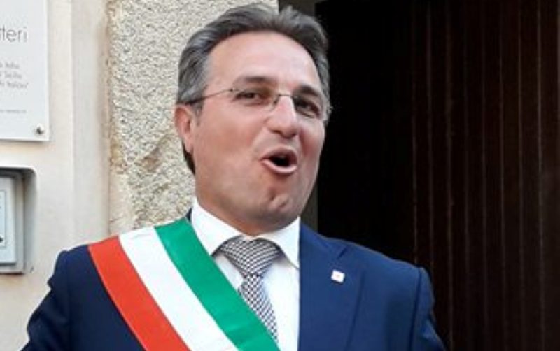 Emergenza Coronavirus a Sambuca, il sindaco Leo Ciaccio prepara un audio per messaggio ai suoi concittadini