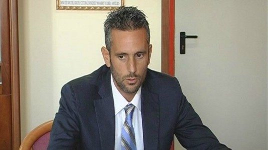 Il sindaco di Ribera dispone che alle 13 si spengano i distributori automatici di sigarette: "Tanta gente in giro con questa scusa"