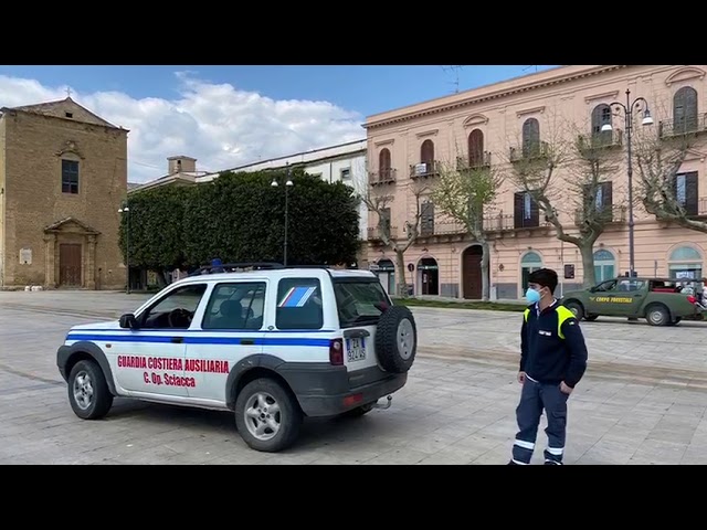 Sanificazione a Sciacca anche in piazza Scandaliato  (Video)