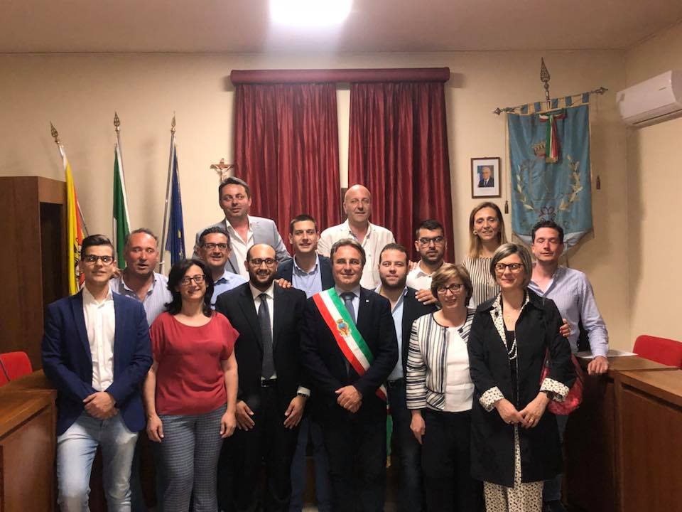 A Sambuca il consiglio comunale riduce del 50% la Tari per commercianti, artigiani, alberghi e B&B
