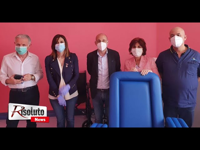Inner Wheel dona una nuova poltrona per i pazienti dell'oncologia di Sciacca