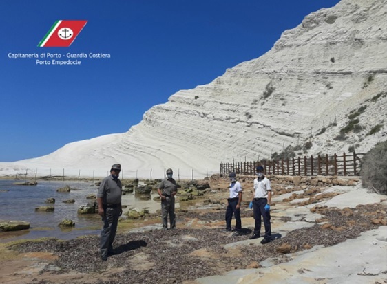 Scala dei turchi, denunce per chi sosterà sulla marna bianca