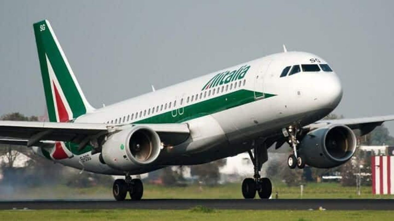 Prezzi alle stelle per un volo Palermo-Roma, 515 euro e si viaggia in “economy”