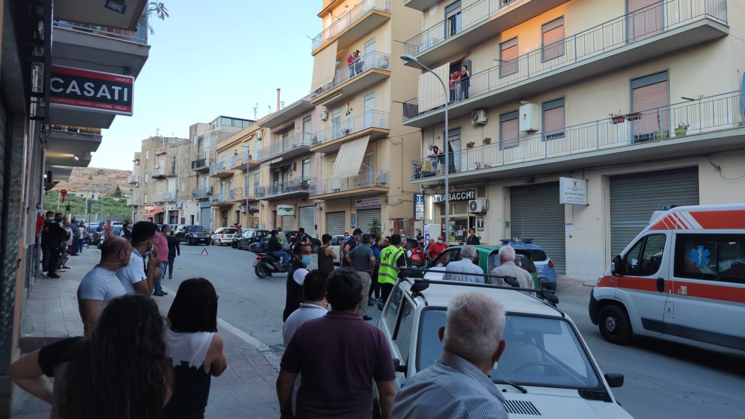 Incidente in via De Gasperi a Sciacca, ferito un anziano