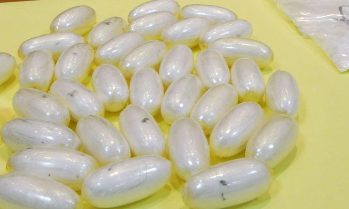 Quasi 200 ovuli di cocaina nello stomaco, un arresto a Caltanissetta
