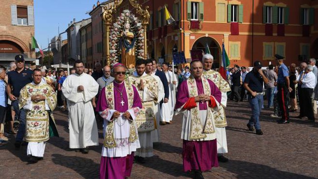 Niente processioni in Sicilia, la decisione dei Vescovi dell’isola