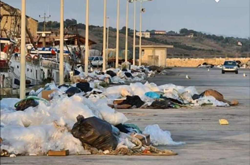 Domani alle 7 bonifica del porto di Sciacca in diretta Facebook e sul sito Risoluto.it