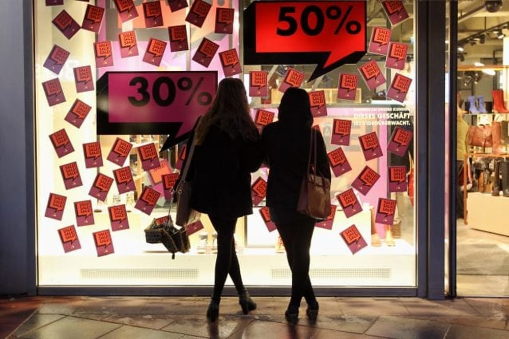 Saldi in Sicilia da mercoledì 1 luglio, Confcommercio: "Scelta sbagliata"