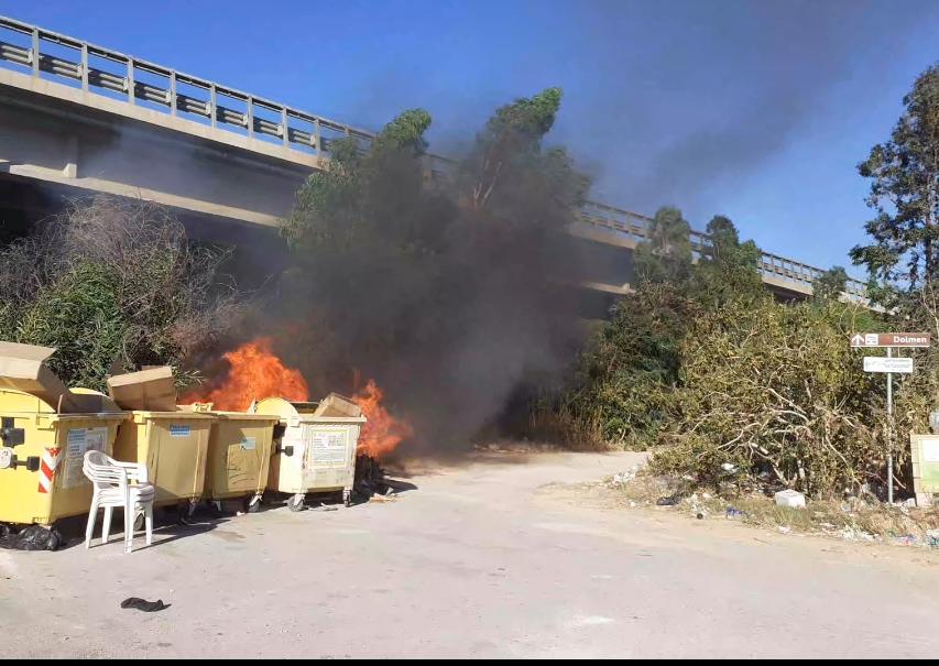 Incendio in contrada Lumia, pronto intervento dei vigili del fuoco su segnalazione della polizia locale