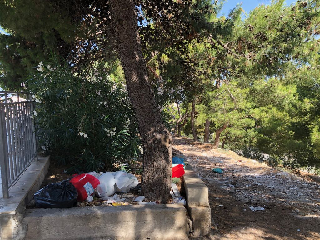 Senza controlli dilaga a Sciacca l'abbandono di rifiuti
