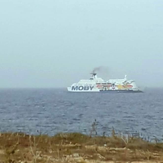 Confcommercio  contro la presenza delle navi quarantena a Porto Empedocle:"Danni d'immagine per il territorio, risarcimento per il turismo"