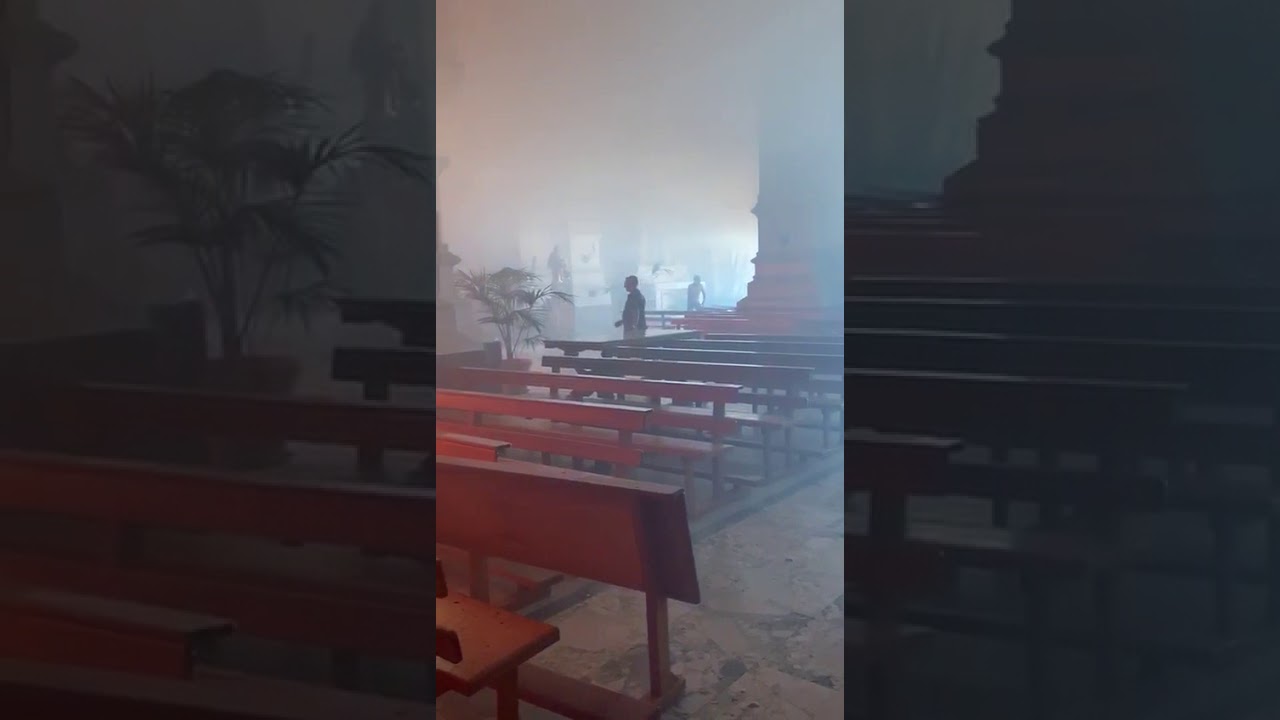 Un incendio nella chiesa Madre di Favara brucia l’organo a canne (Video)