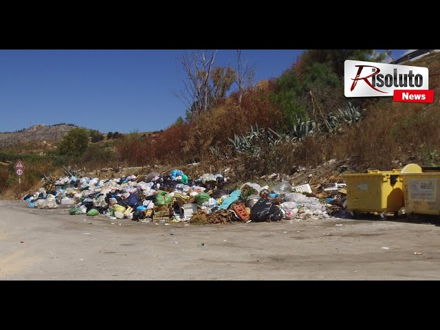 Discarica a Lumia, via solo la differenziata. Resta una montagna di rifiuti e perfino eternit