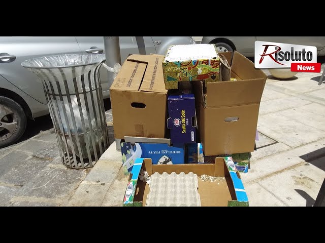 Cestino della Chiazza utilizzato come mastello, esercente esasperata:"Lo tolgo da qui o l'amministrazione mi dica dove collocarlo"