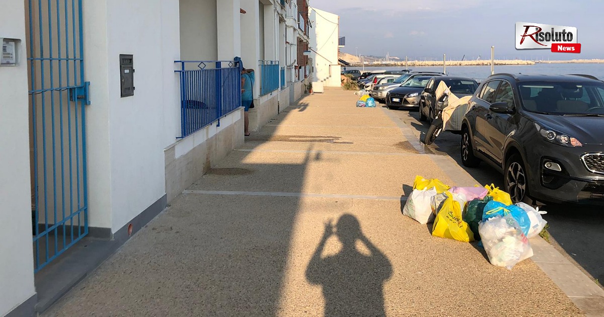 Niente raccolta dei rifiuti oggi nel Borgo dello Stazzone, spazzatura non ritirata anche in altre zone di Sciacca come via Madonna della Rocca