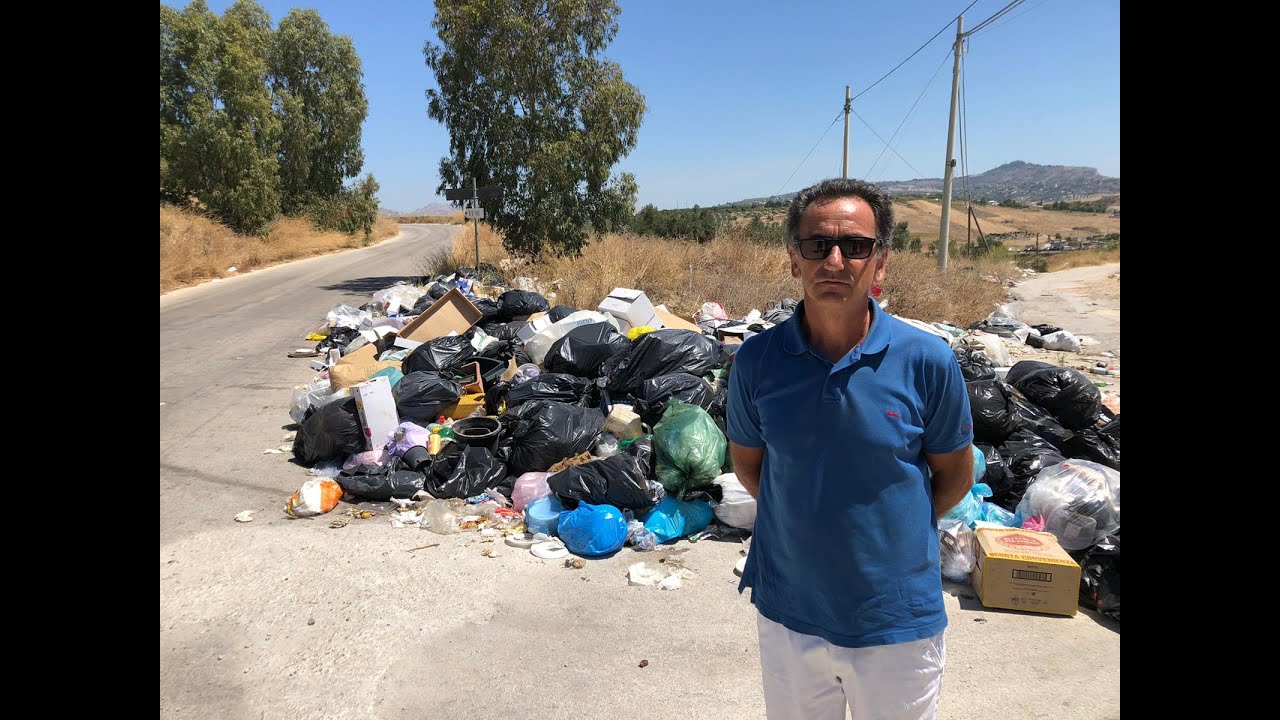 Anche la contrada Raganella di Sciacca presa di mira dagli incivili per l'abbandono di rifiuti, mentre i residenti vanno al centro comunale di raccolta (Intervista)