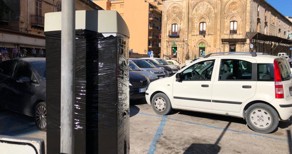 Finisce l'era della gestione privata dei parcheggi a pagamento a Sciacca, delibera per l'affidamento diretto del Comune