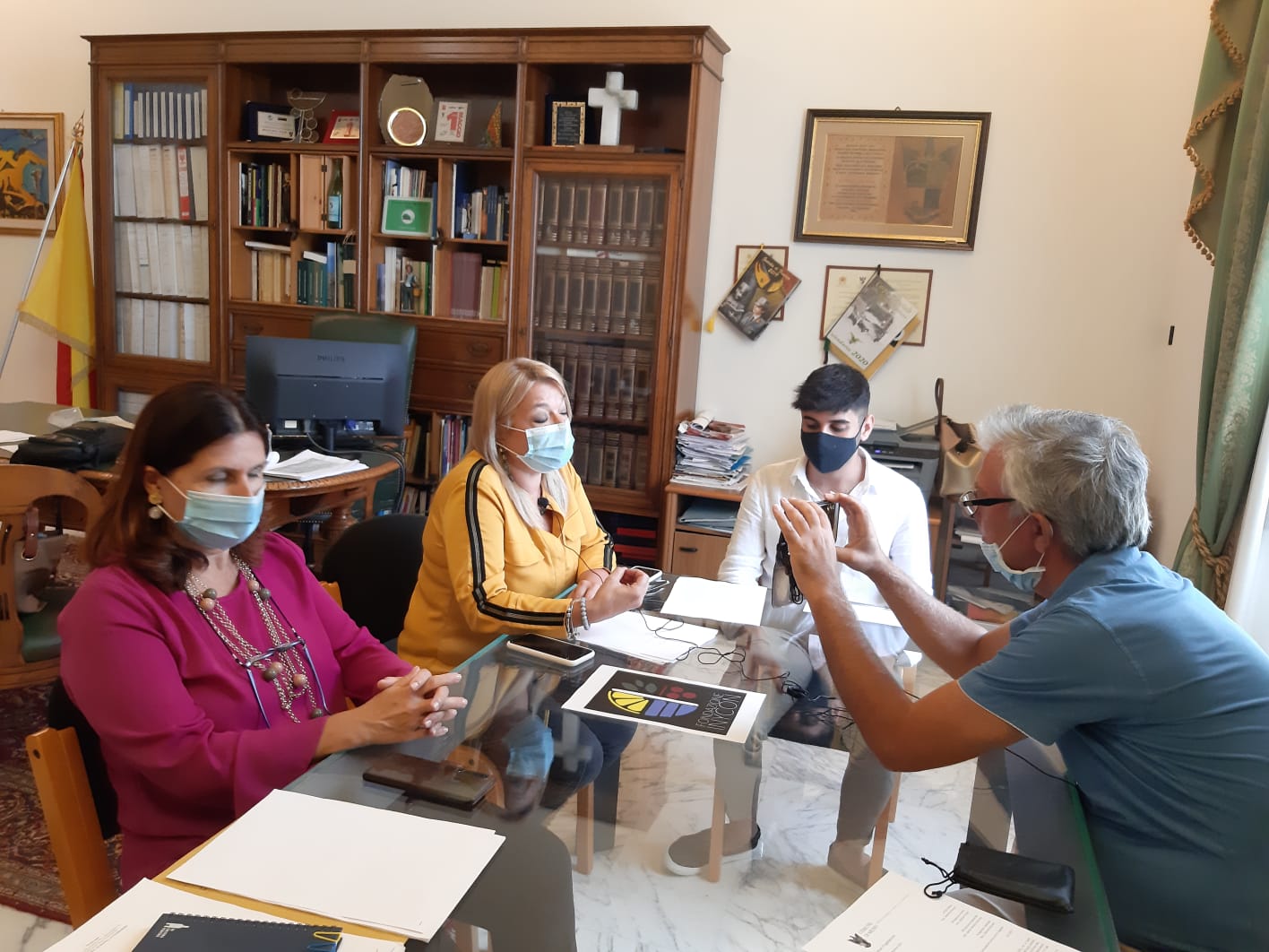Menfi, premiato il vincitore del nuovo logo di Inycon