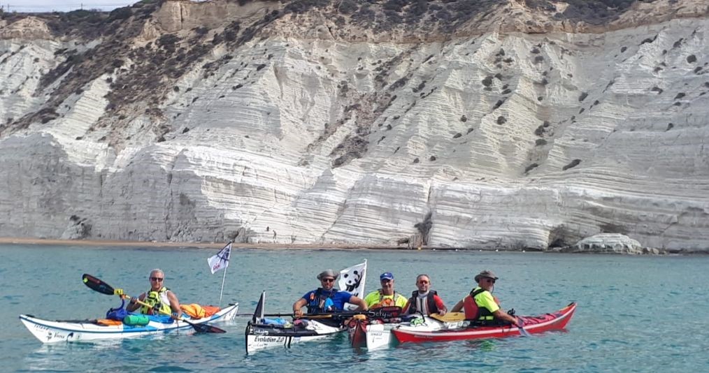 Il maltempo rallenta l'ecotraversata in Kayak da Punta Grande alla Foggia
