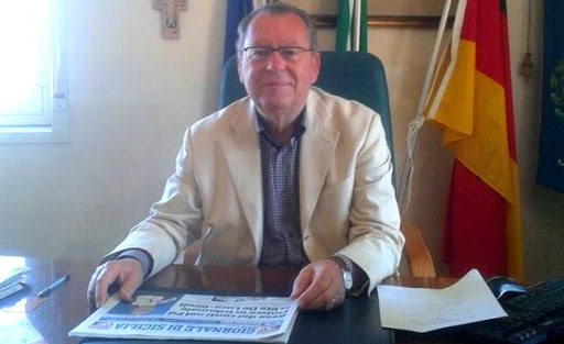 Coronavirus, il sindaco  Lauricella alla ditta Lumia: "Stop ai pullman di Cattolica Eraclea per gli studenti di Siculiana