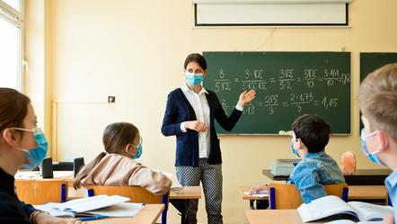 Genitori di Sciacca chiedono un rinvio del ritorno in classe:"Rischio elevato nella nostra comunità"