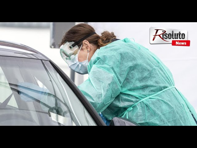 Disagi e code al drive in dei tamponi nel parcheggio dell'ospedale del Giovanni Paolo II Sciacca (Video)