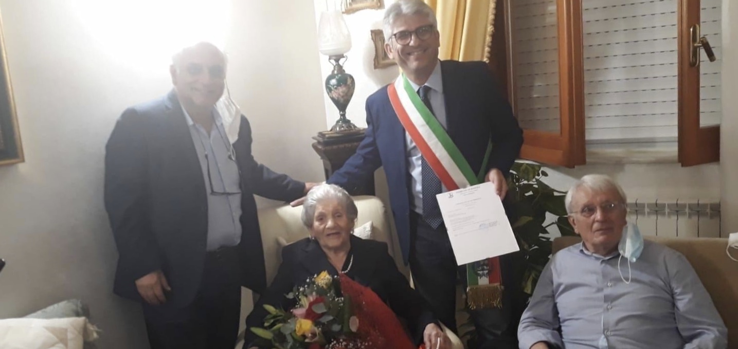 Il nuovo sindaco di Ribera Matteo Ruvolo stasera in casa di una centenaria
