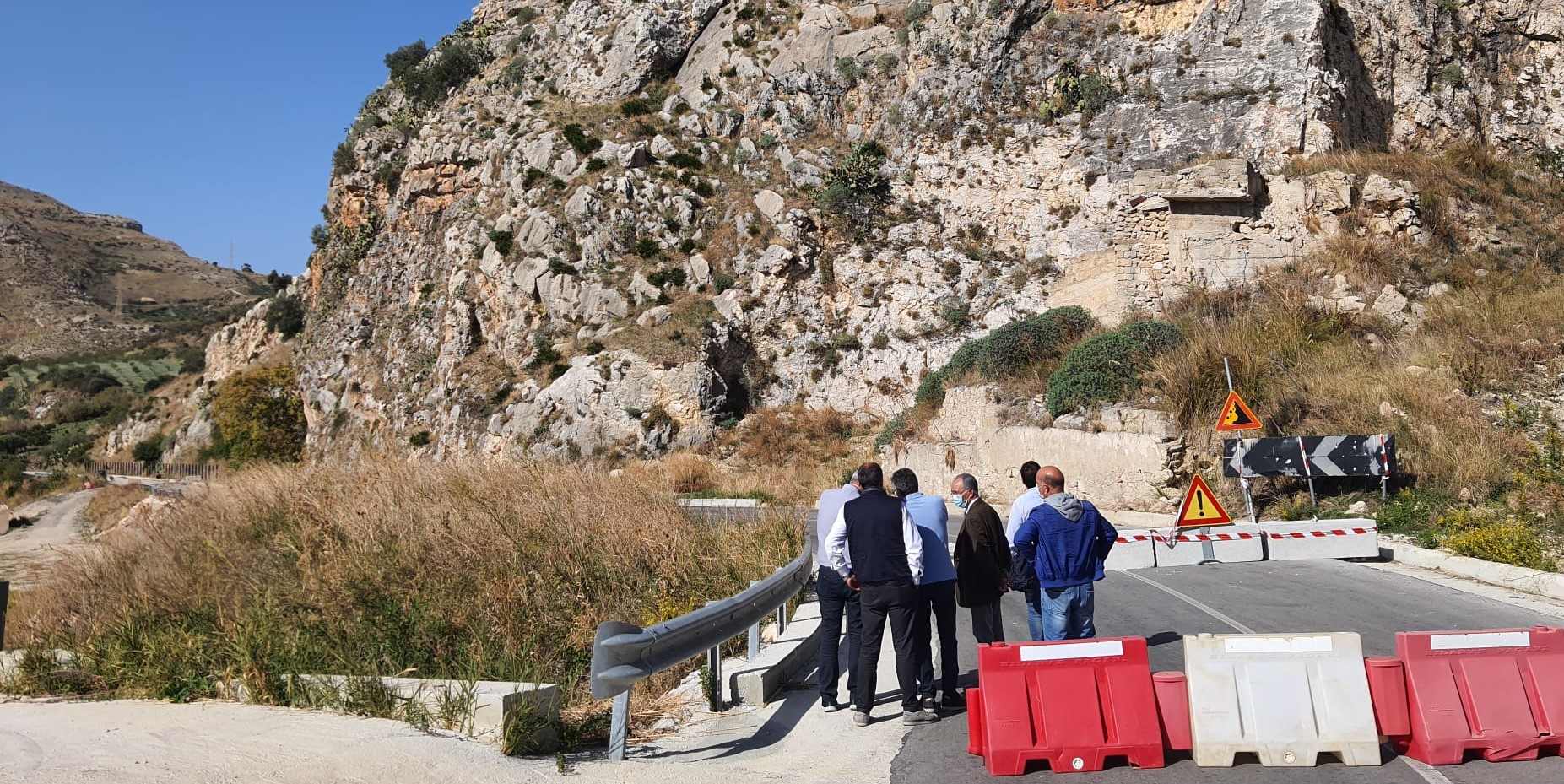 Sopralluogo della Protezione Civile sulla strada Sciacca-Caltabellotta, il sindaco Cattano: "Vogliamo riaprire entro novembre"