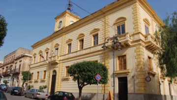 Raccolta rifiuti soggetti in isolamento domiciliare a Ribera, i consiglieri di opposizione:" Il sindaco prenda subito le dovute decisioni"