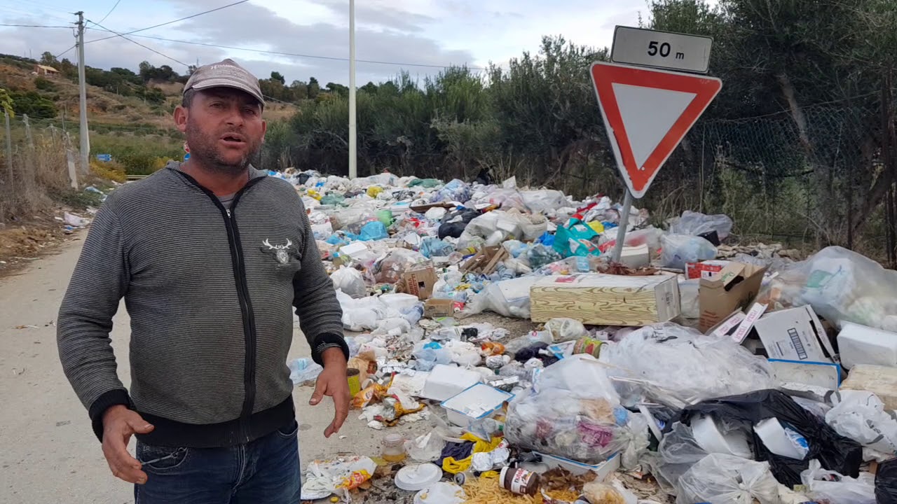 Sciacca, discarica a cielo aperto nella contrada San Giorgio ed i residenti invocano i cassonetti (Video)