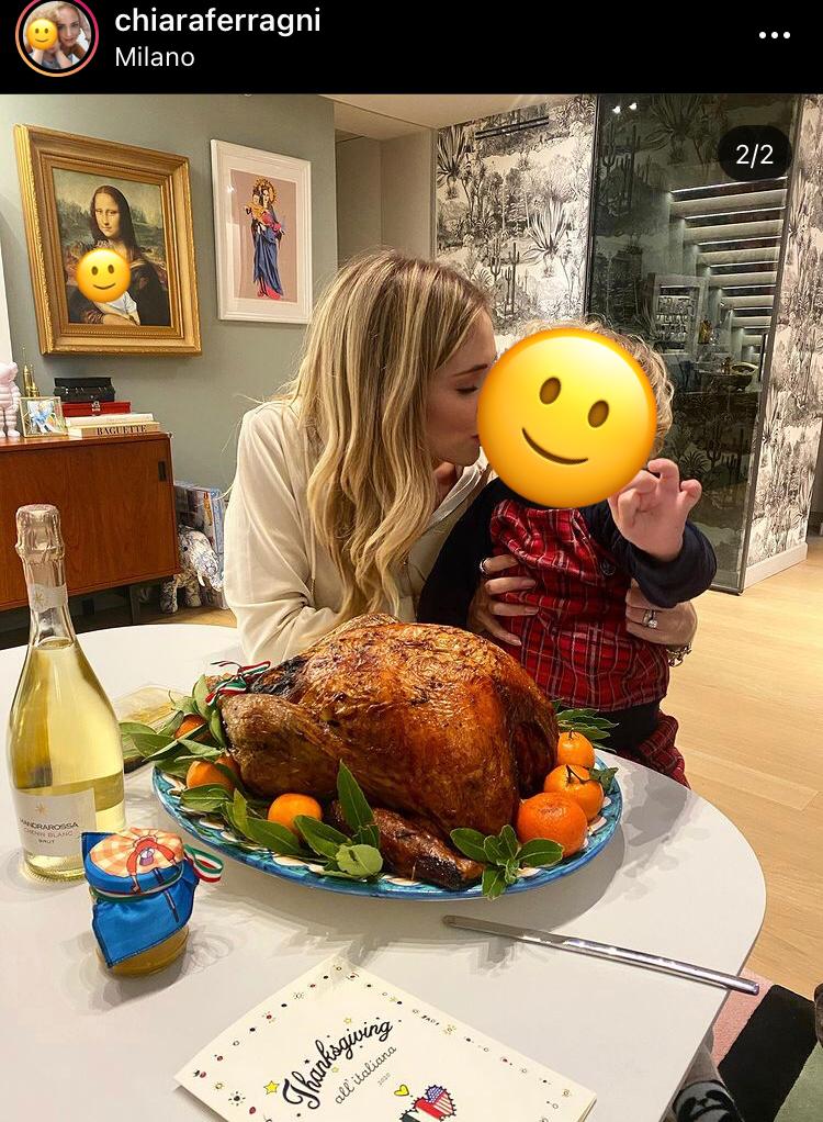 Chiara Ferragni festeggia il giorno del ringraziamento con uno spumante di Menfi
