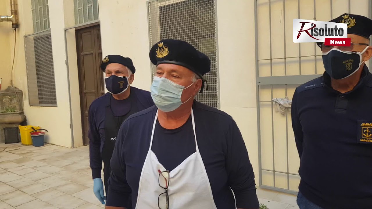 Questa sera alla Mensa della Solidarietà di Sciacca i Marinai d'Italia preparano e servono la cena (Interviste)
