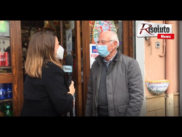 Consentite soltanto le ultime compre per la cena e il pranzo di Natale e poi tutti a casa