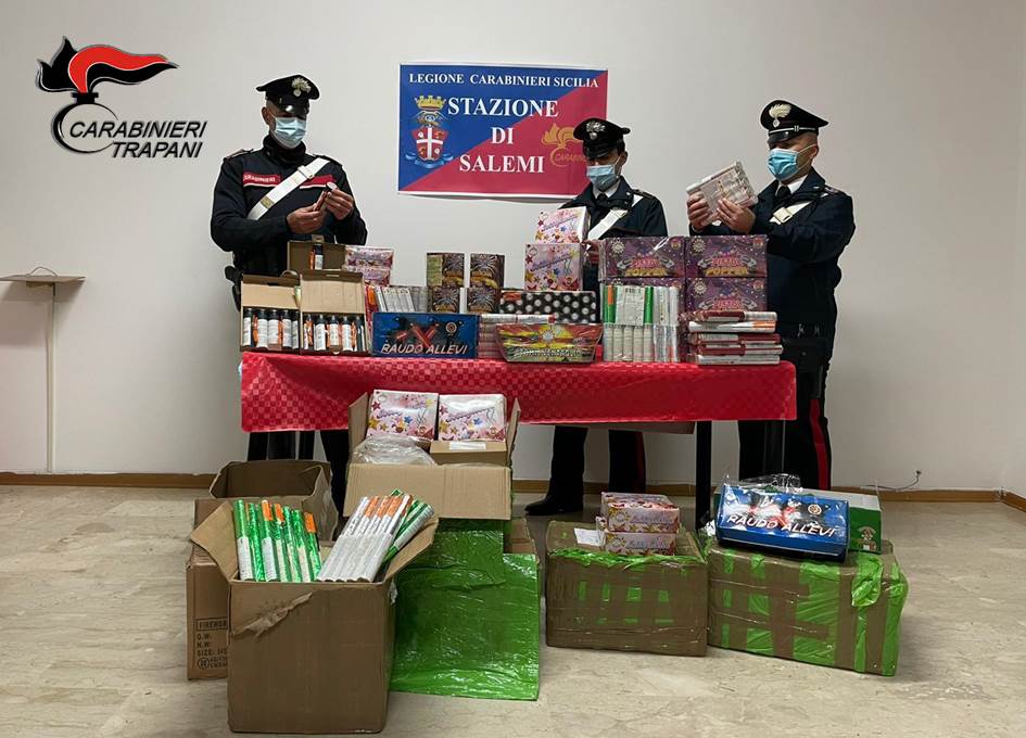 Sequestrati, a Salemi, 80 chili di materiale pirotecnico e senza autocertificazione