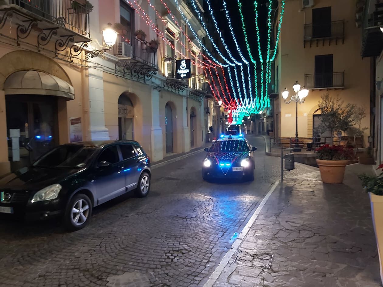 Capodanno tranquillo dal punto di vista dell'ordine pubblico, due feriti a Licata per i botti