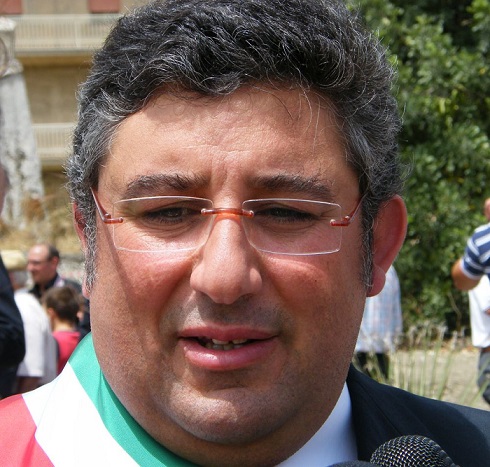 Trenta positivi a Raffadali dopo la Cena di Natale, il sindaco Cuffaro:"Abbiamo sbagliato"