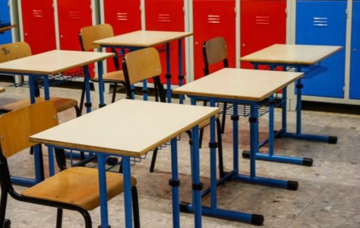 Solai e controsoffitti di tredici edifici scolastici di Sciacca, affidati indagini e verifiche